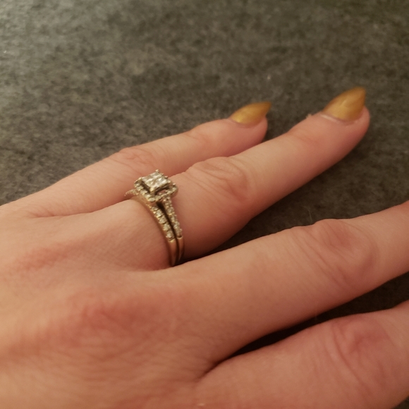 Ring - Picture 6 of 8